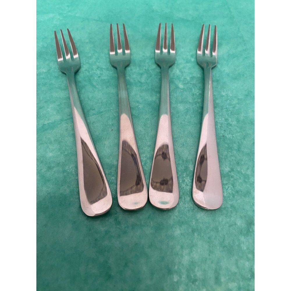 Set of four world 423 stainless steel cocktail,‎ seafood, dessert forks